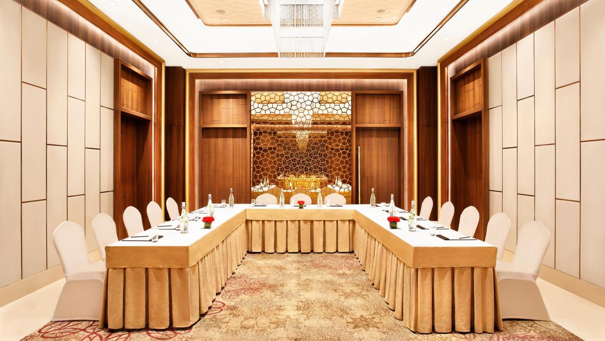 Hotel Taj Mahal Lucknow Esterno foto
