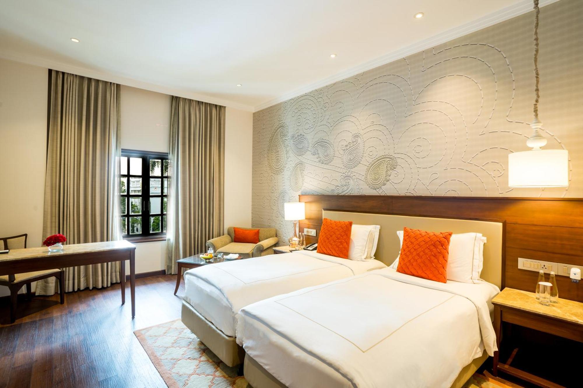 Hotel Taj Mahal Lucknow Esterno foto