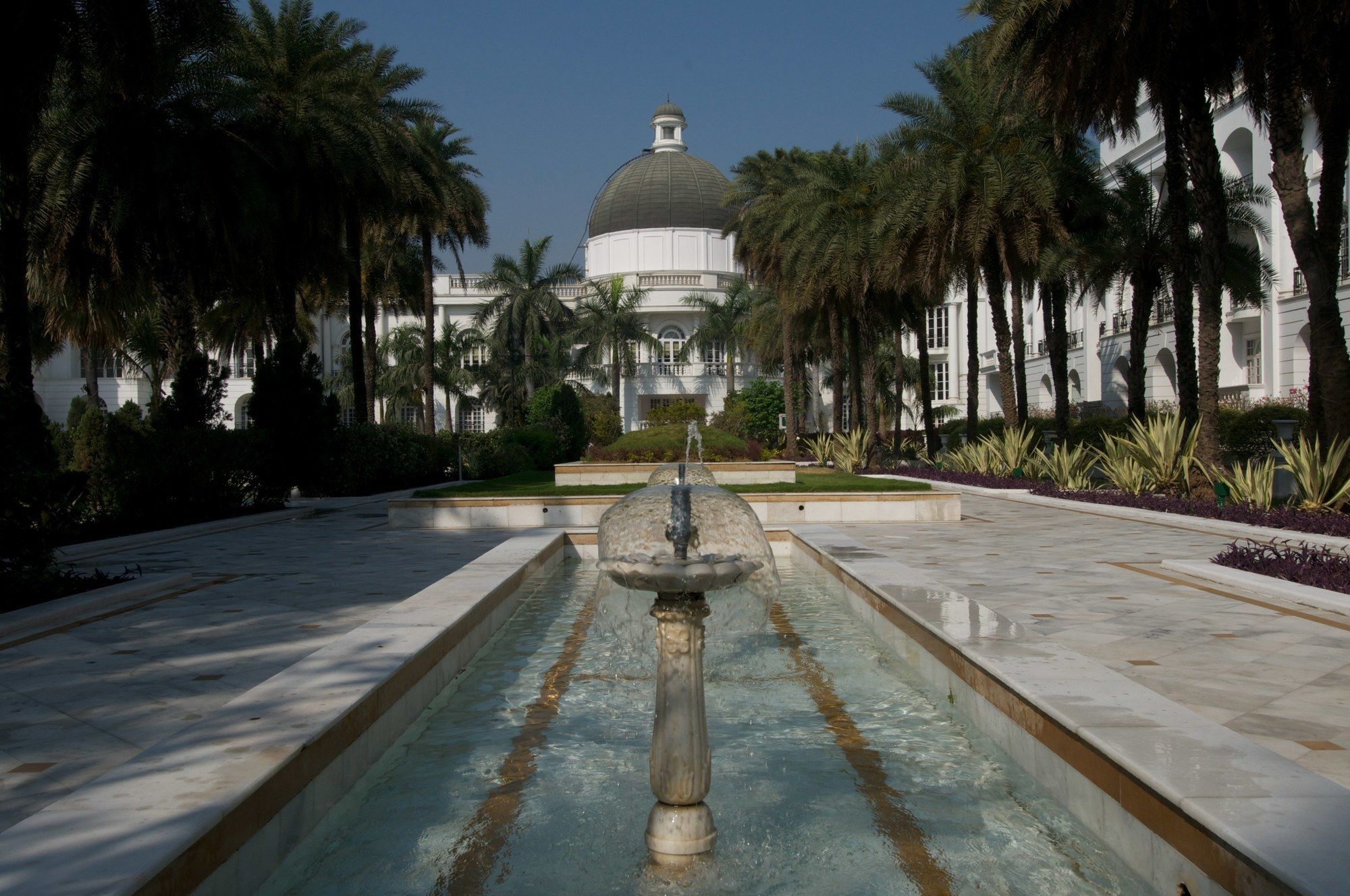 Hotel Taj Mahal Lucknow Esterno foto